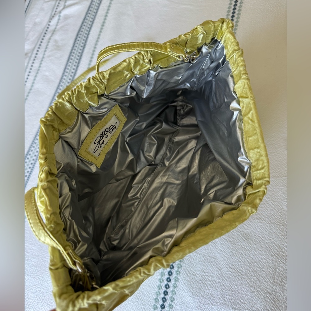 Zilla Satin Bag - Picture 7 of 8